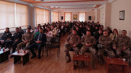 Özel harekat ekipleri Hadim MYO’da öğrencilerle buluştu